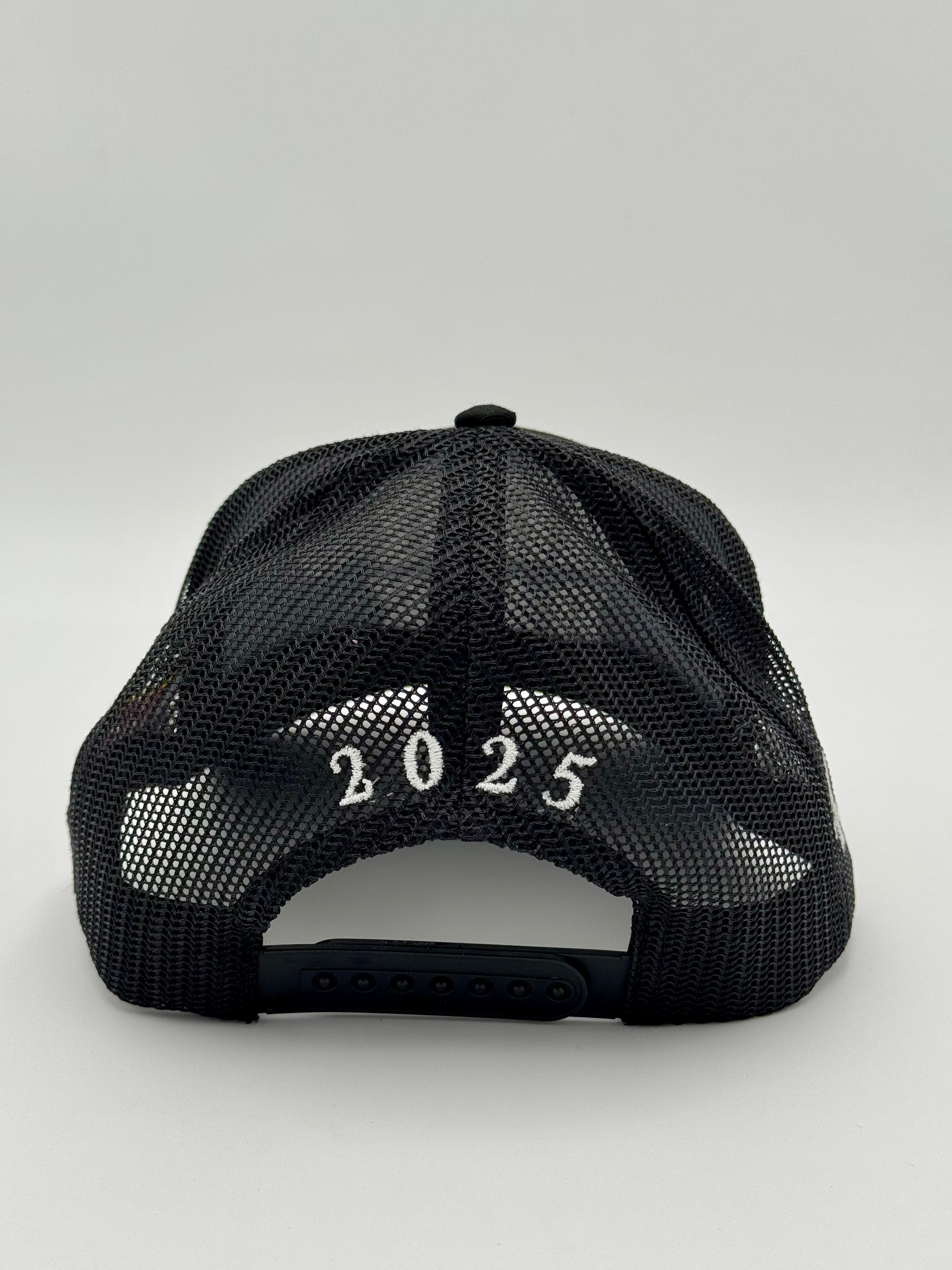 DADDY'S BACK TRUCKER